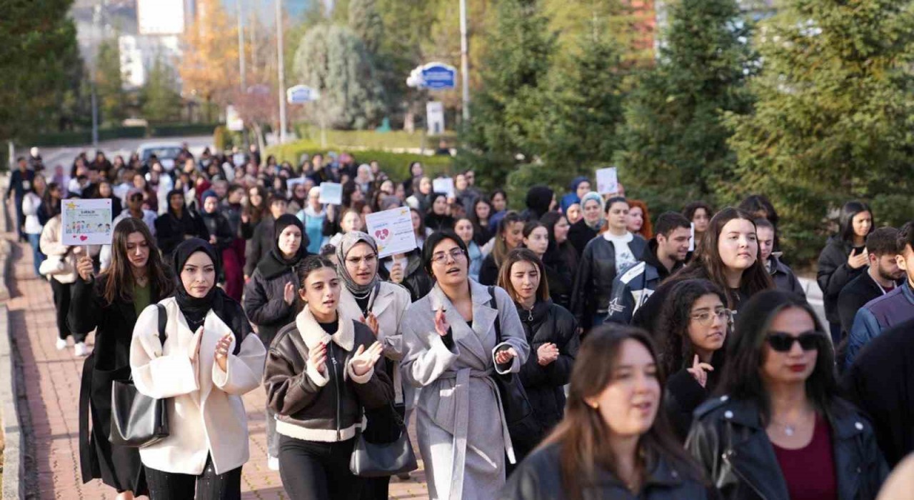 KBÜde Dünya Engelliler Günü için kapsamlı program düzenlendi