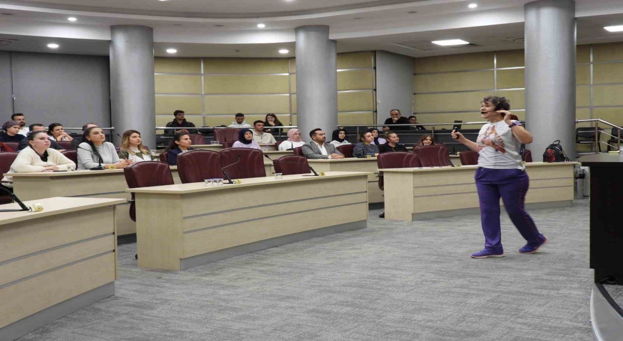 Kepez Belediyesinde personele solunum sağlığı eğitimi verildi