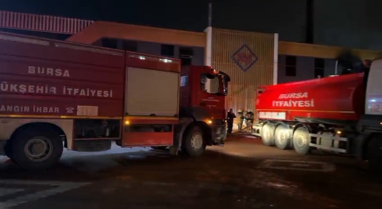 Kestelde fabrika yangını paniğe neden oldu