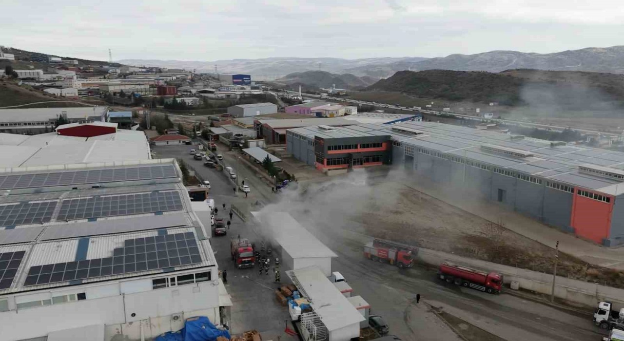 Kırıkkalede aynı OSBde çıkan ikinci yangın kontrol altına alındı