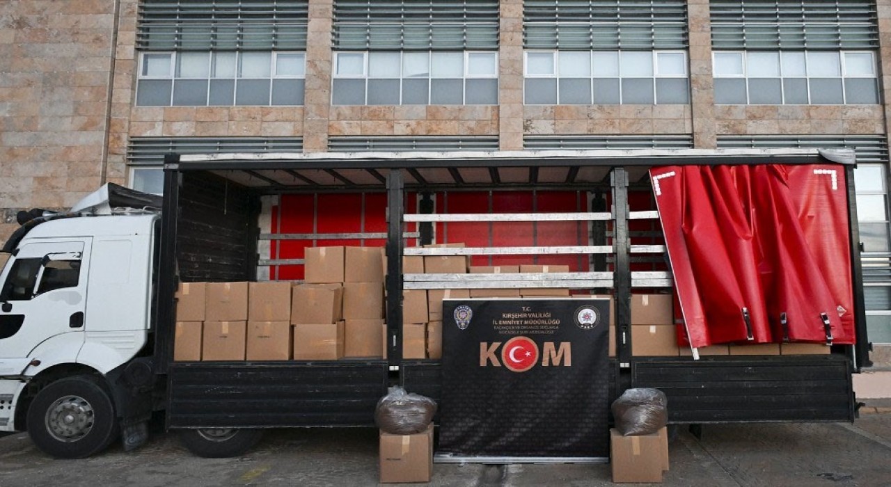 Kırşehirde 3,5 ton kaçak tütün ele geçirildi
