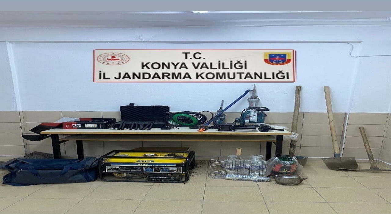 Kuluda kaçak kazı yapan 8 kişi yakalandı