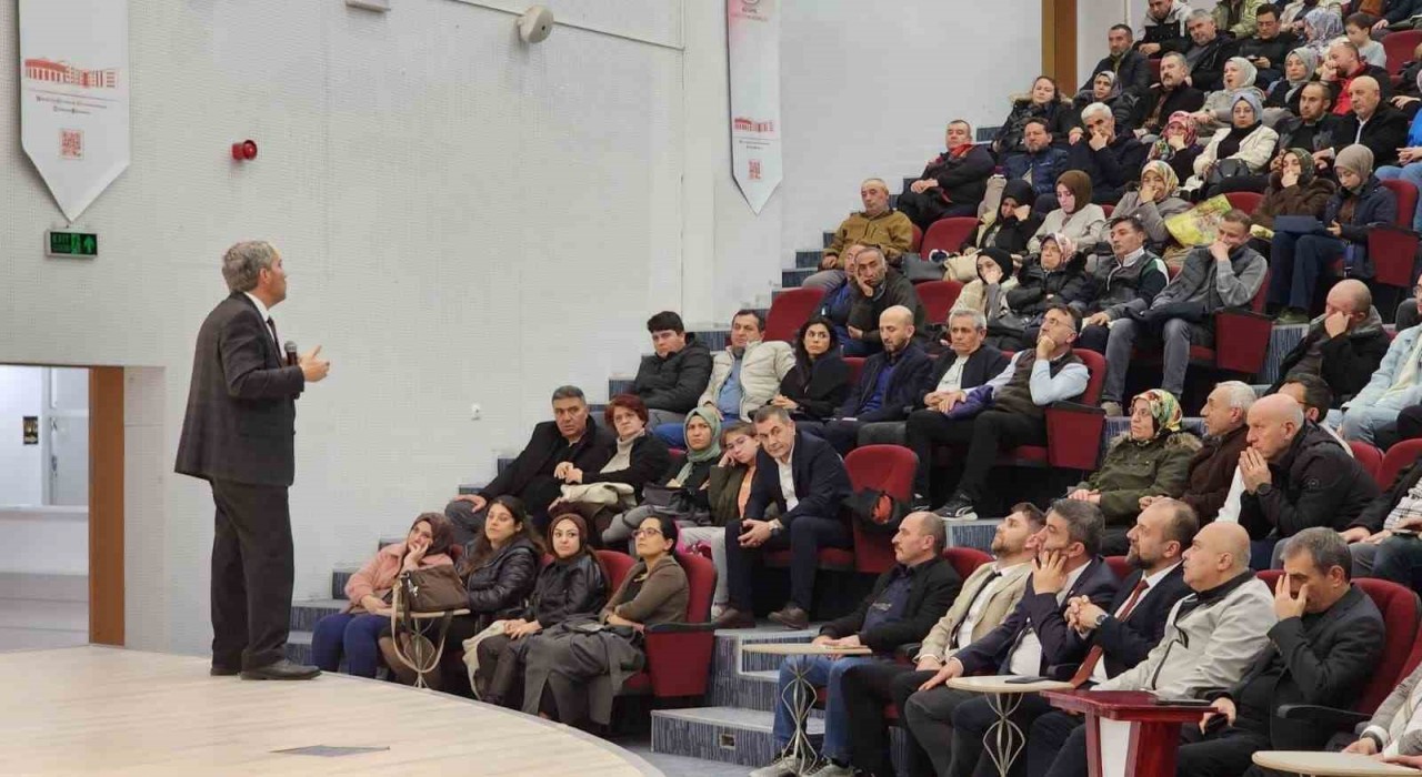 Kütahya İl Milli Eğitim Müdürlüğünden Veli Buluşmaları programı