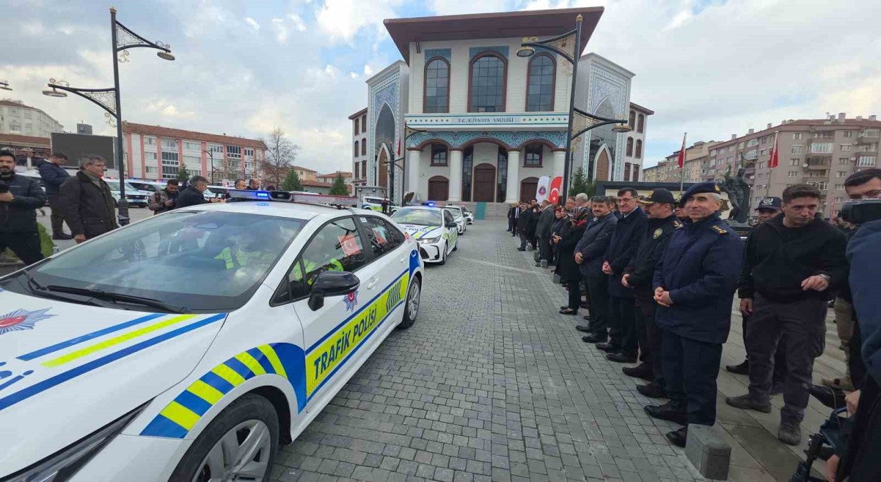 Kütahyada güvenlik güçlerine 78 araç tahsis edildi