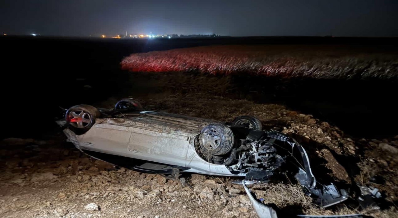 Mardinde tır otomobille çarpıştı: 2 yaralı