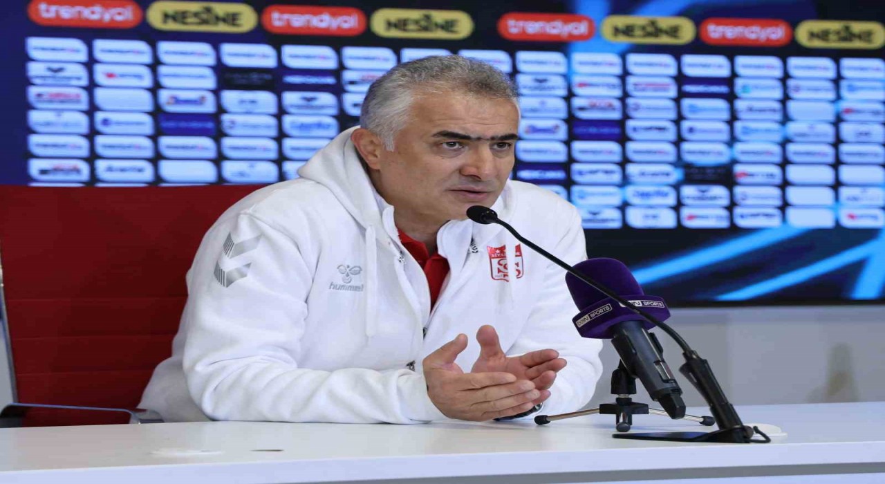 Mehmet Altıparmak: Hakem formsuzdu ve kötü maç yönetti