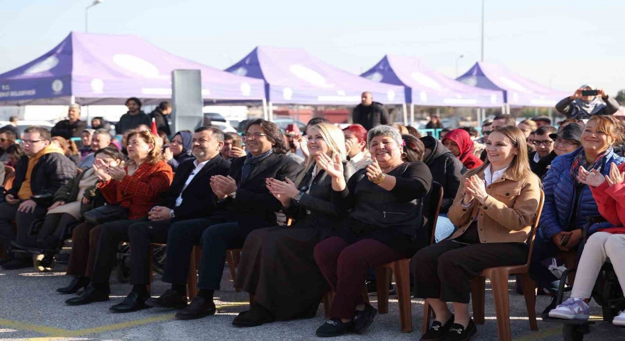 Merkezefendide 5. Engelsiz Fest coşkusu yaşandı