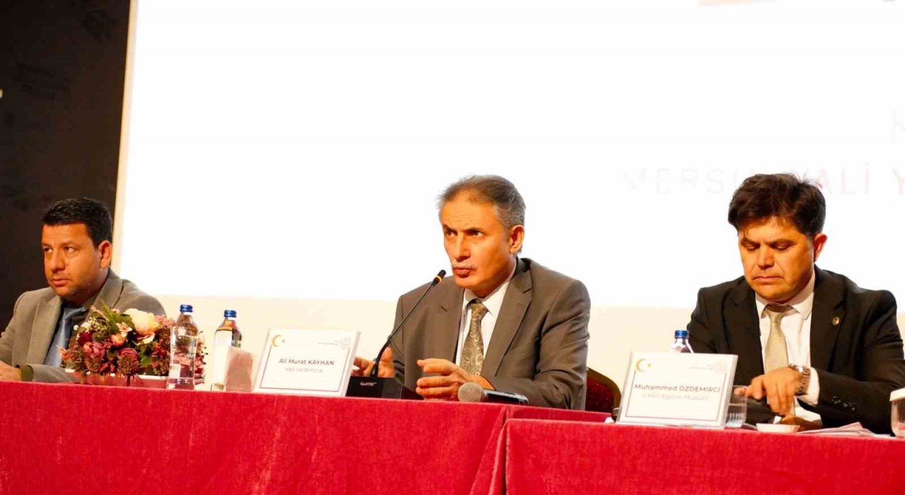 Mersinde eğitim süreçleri değerlendirme toplantısı yapıldı