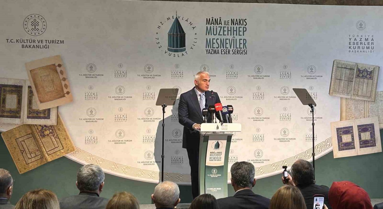 Mevlananın 7 asırlık Mesnevi mirası Mana ve Nakış: Müzehhep Mesneviler Yazma Eser sergisinde anlatıldı