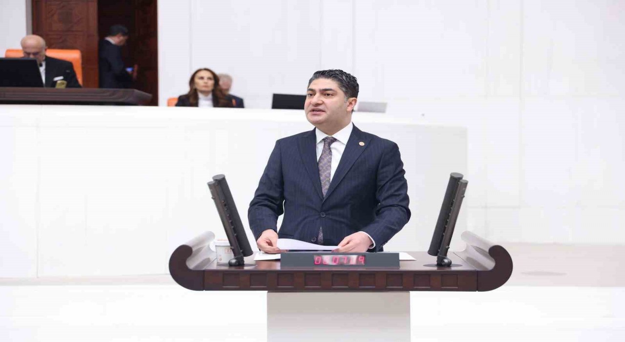 MHPli Özdemir: Lozan ve Paris anlaşmalarını açıkça ihlal eden Yunanistan, artık ipin ucunu iyice kaçırmıştır