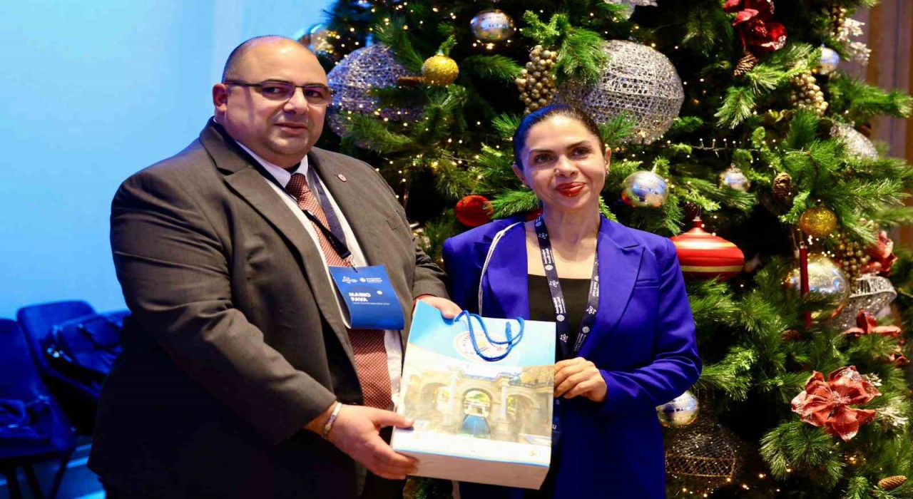 Muratpaşa Belediyesi, Maltadaki Liderler Zirvesine katıldı