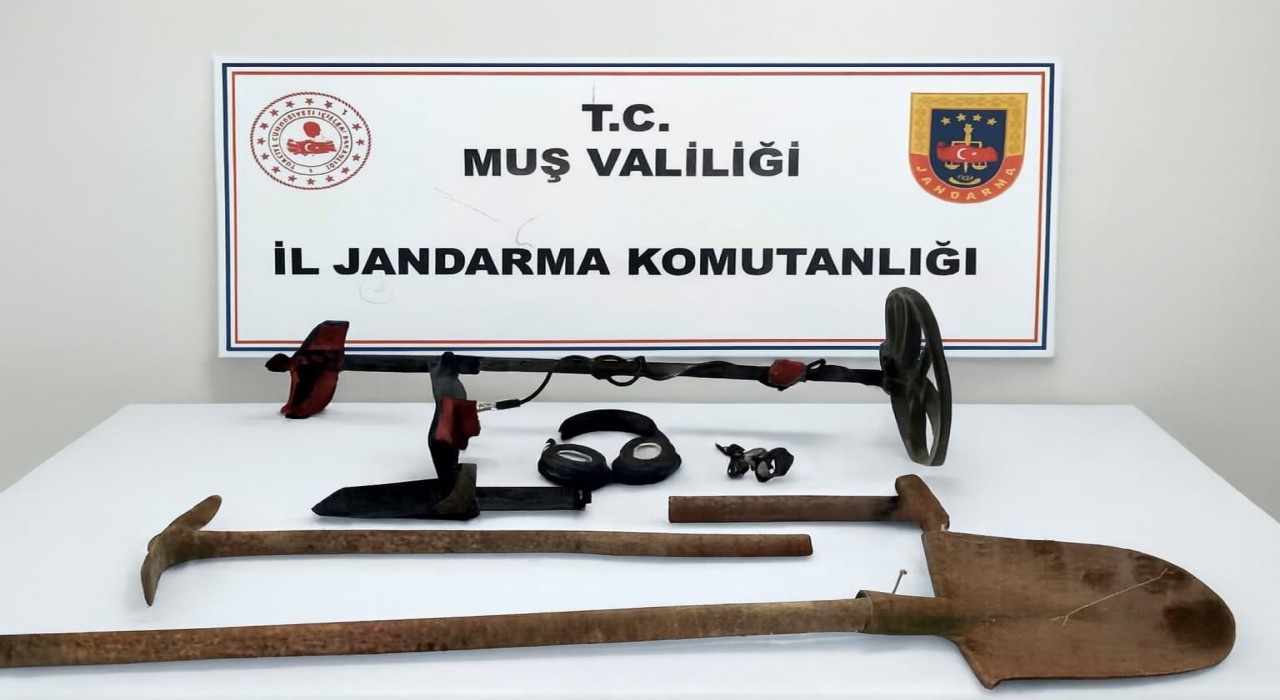 Muşta sit alanında kaçak kazı yapan 3 kişi yakalandı