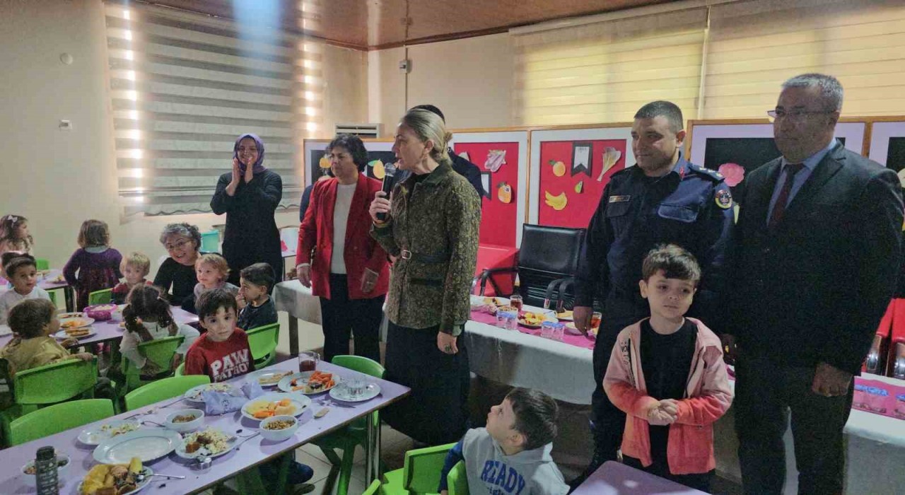 Nazillide anaokulu öğrencileri yerli malı haftasını kutladı