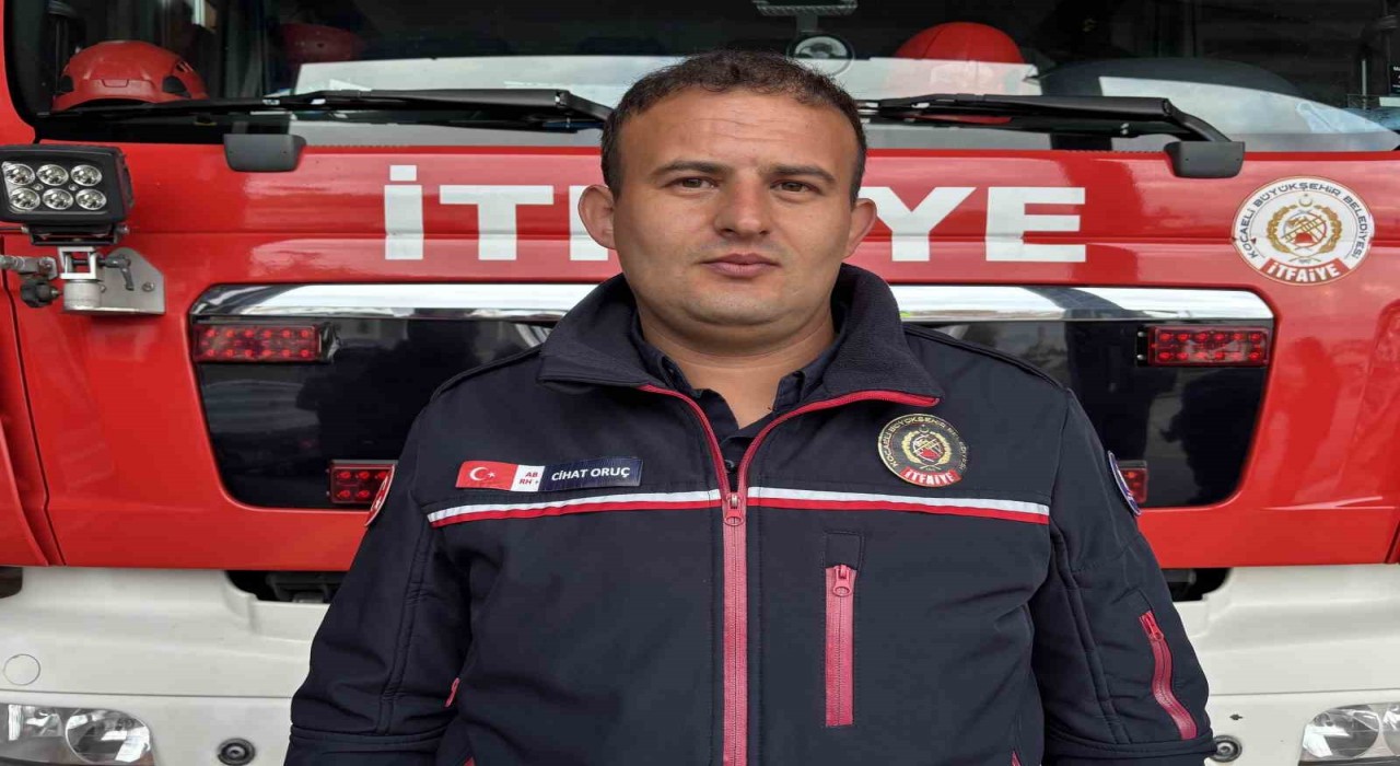 Oksijen maskesini vatandaşa veren itfaiye eri, o anları anlattı: Önceliğimiz insan