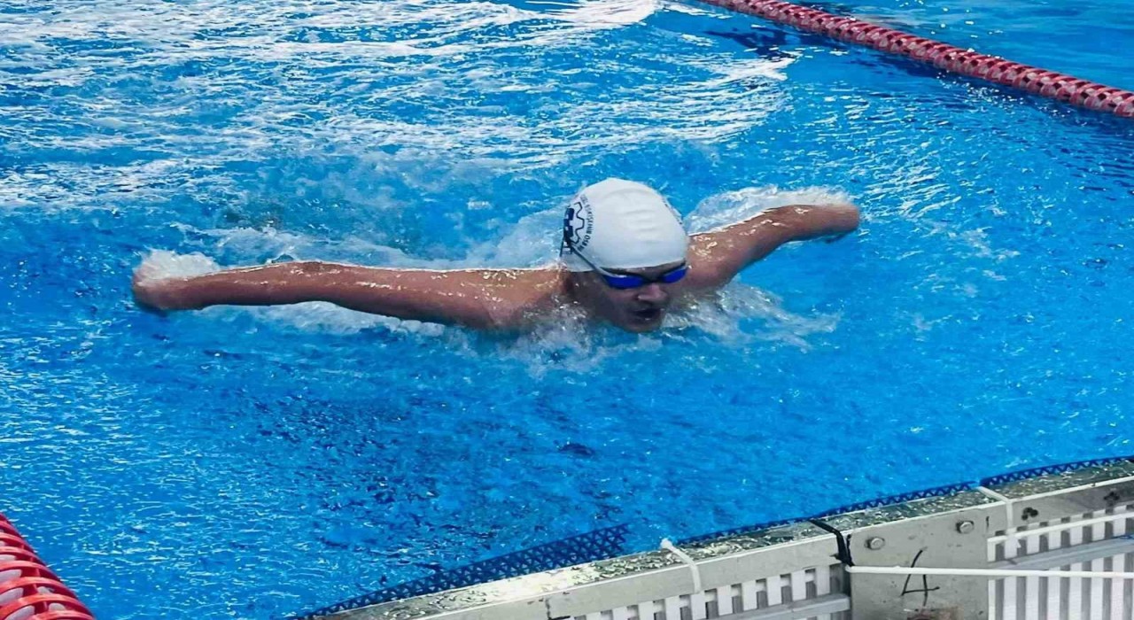 Okul Sporları Gençler İl Birinciliği Yüzme müsabakaları sürüyor
