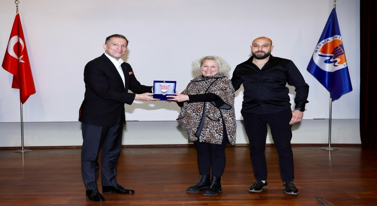 Olimpiyat şampiyonu milli güreşçi Ahmet Kireççi, memleketi Mersinde anıldı