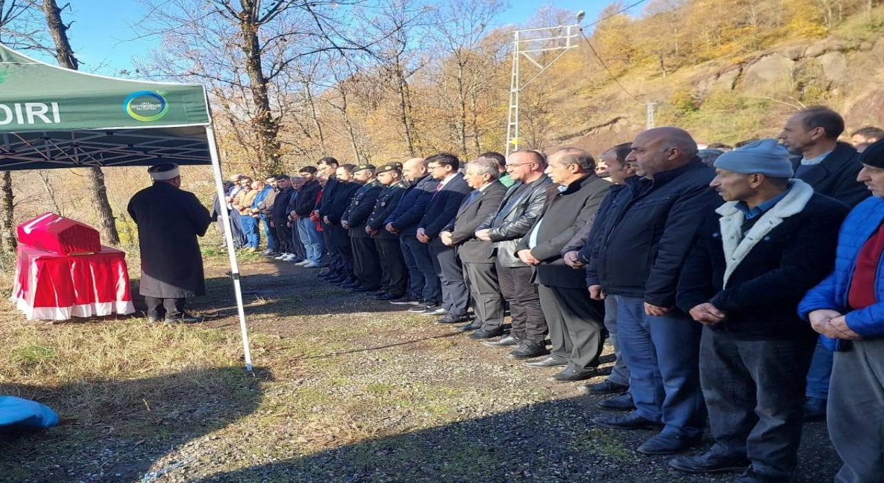 Ordulu Kıbrıs gazisi, son yolculuğuna uğurlandı