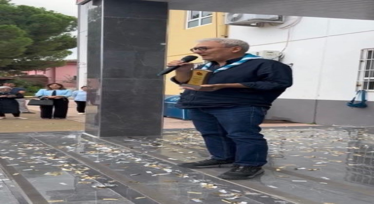 Osmaniyede 35 yıllık meslek hayatı alkışlarla taçlandı