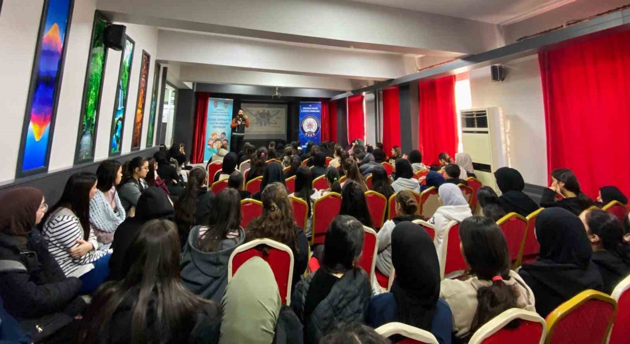 Osmaniyede öğrencilere kişisel güvenlik eğitimi