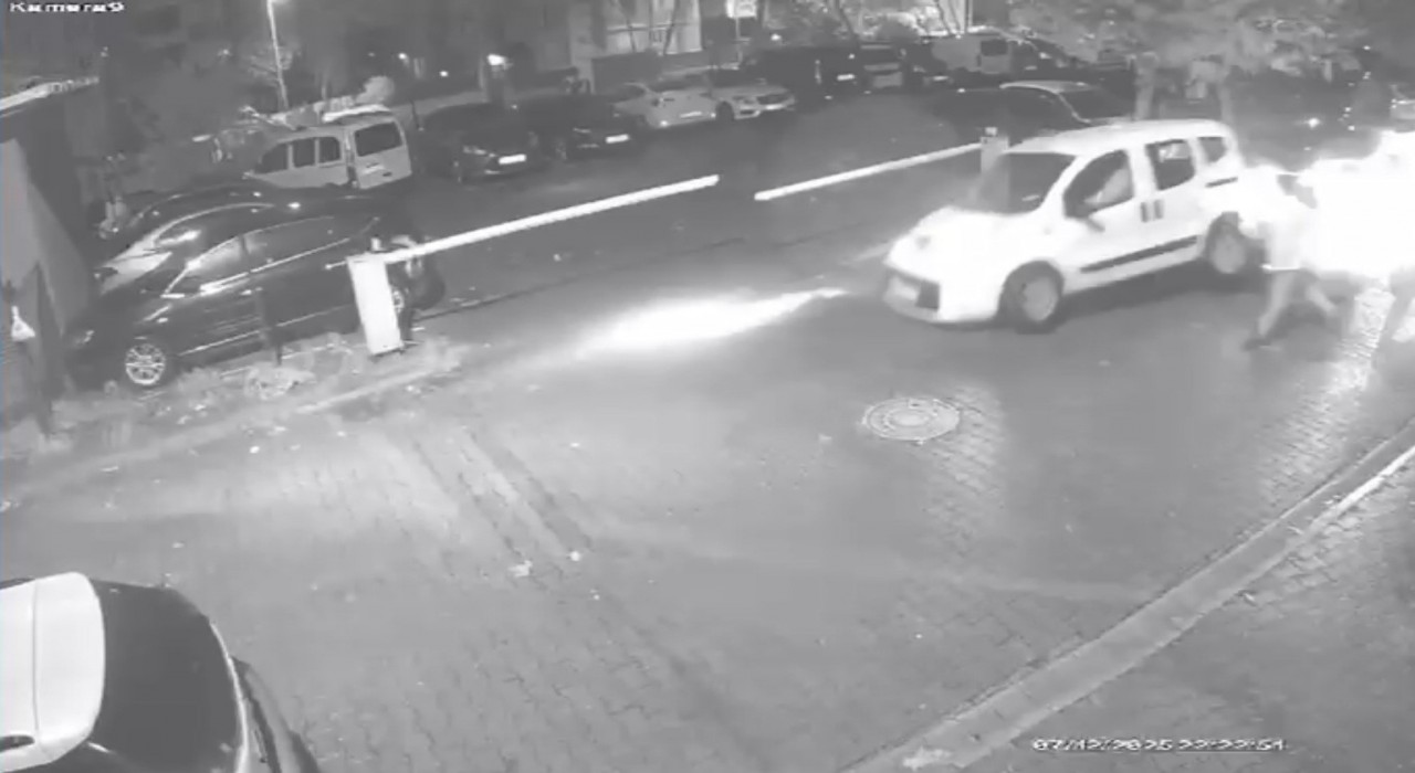 Pendikte direksiyon hakimiyetini kaybeden sürücü ortalığı birbirine kattı