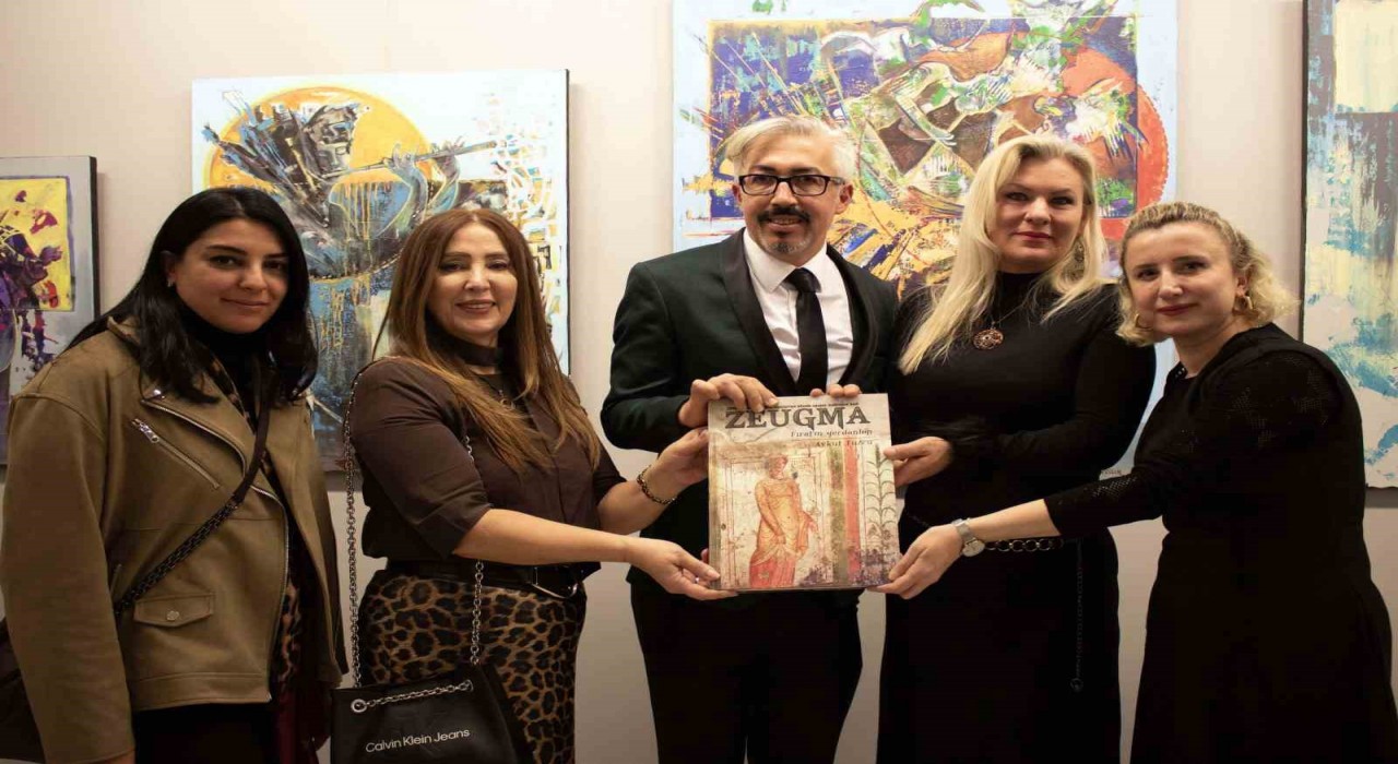 Ressam Atilla, SANKO Sanat Galerisinde sergi açtı