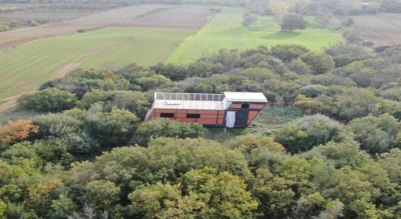 Şaka değil gerçek..Evi içindeki eşyalarla çaldılar