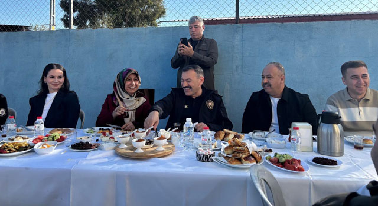 Sarıbuva: “Türkiye’nin En Mutlu Emniyet Personeli Osmaniye’de”