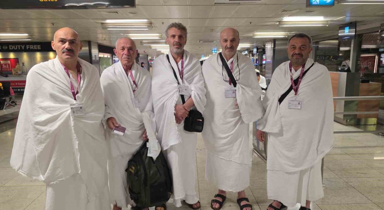 Şehit yakınları ve gaziler umreye gönderildi