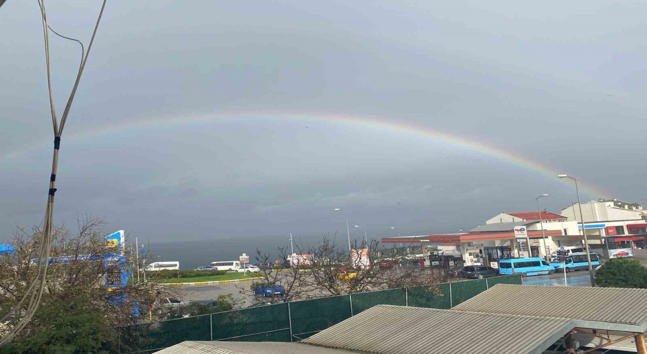 Sinopta gökkuşağı manzarası