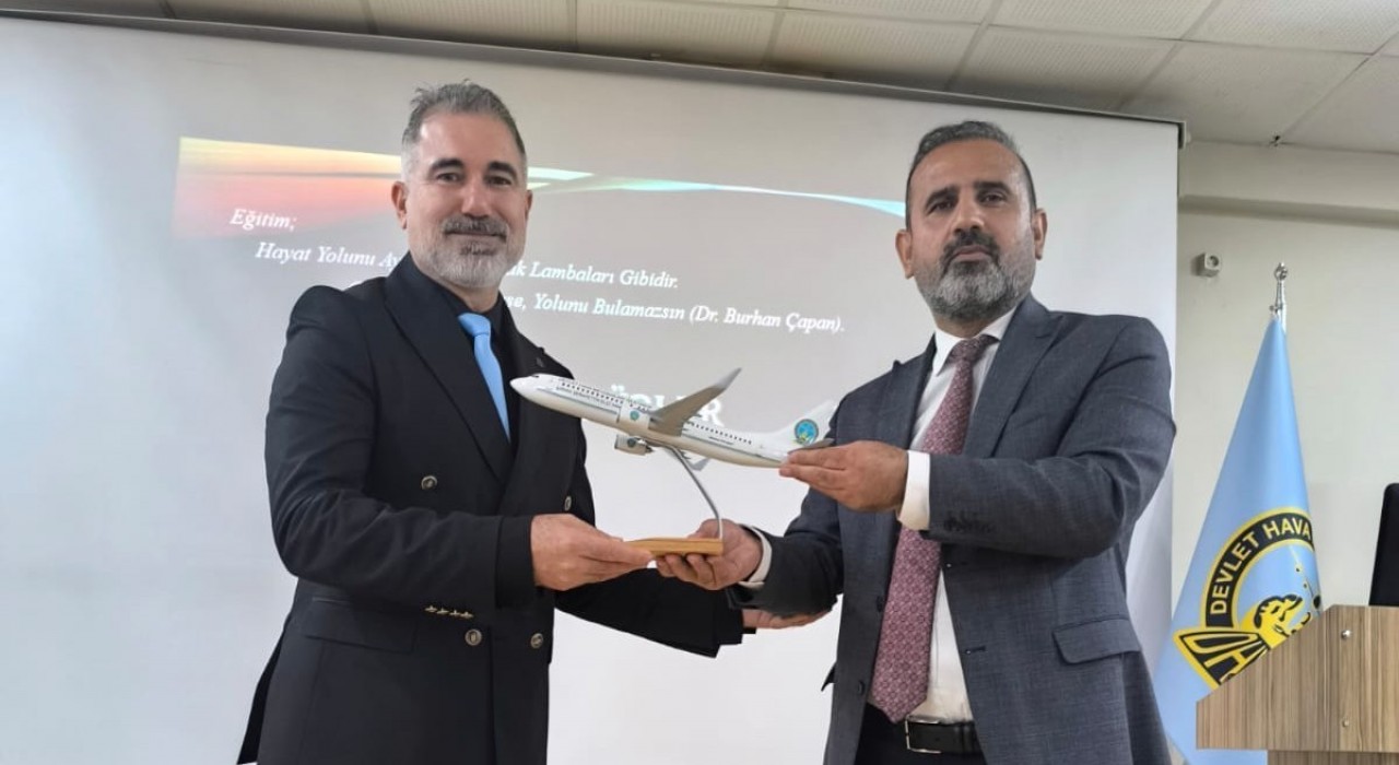 Şırnak Şerafettin Elçi Havalimanı çalışanlarına Aile Yılı konferansı