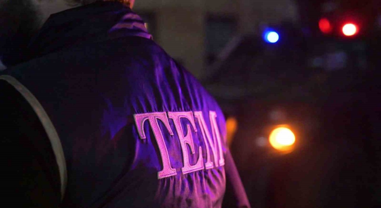 Şırnakta uyuşturucu ticaretinden gözaltına alınan 20 kişiden 6sı tutuklandı