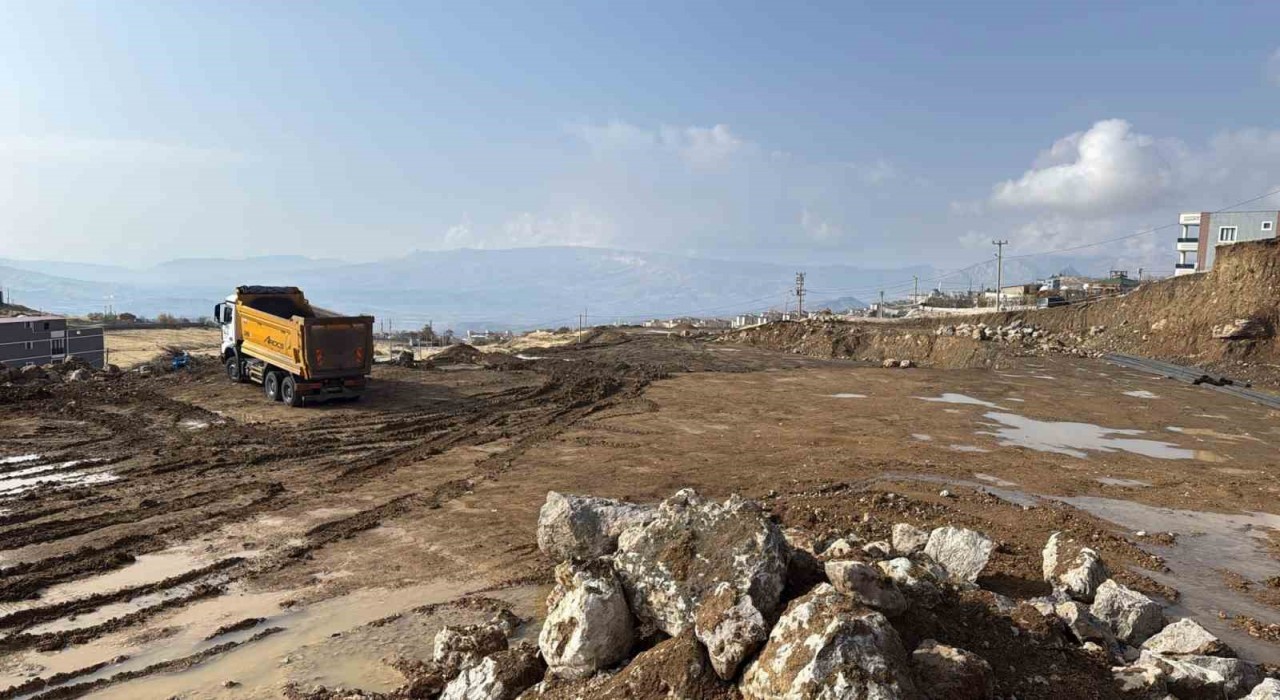 Şırnakta yeni adliye binası için saha incelemesi