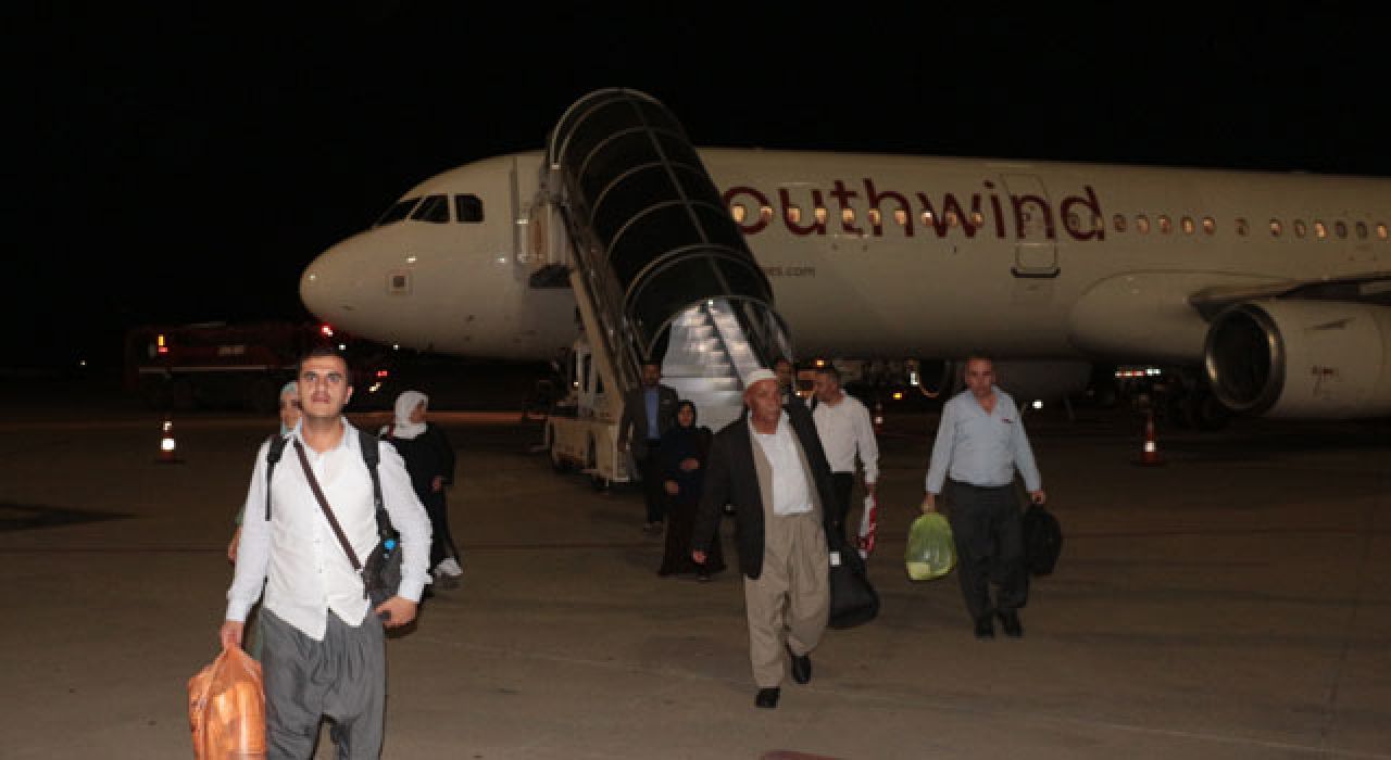 Şırnak’tan Suudi Arabistan’a İlk Direkt Uçuşla Giden Umreci Dualarla Döndü