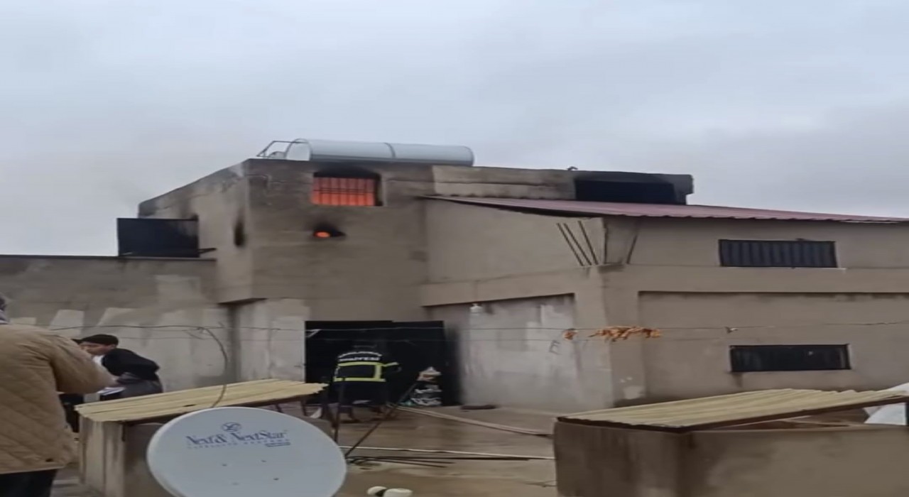 Siverekte apartmanda çıkan yangın paniğe neden oldu