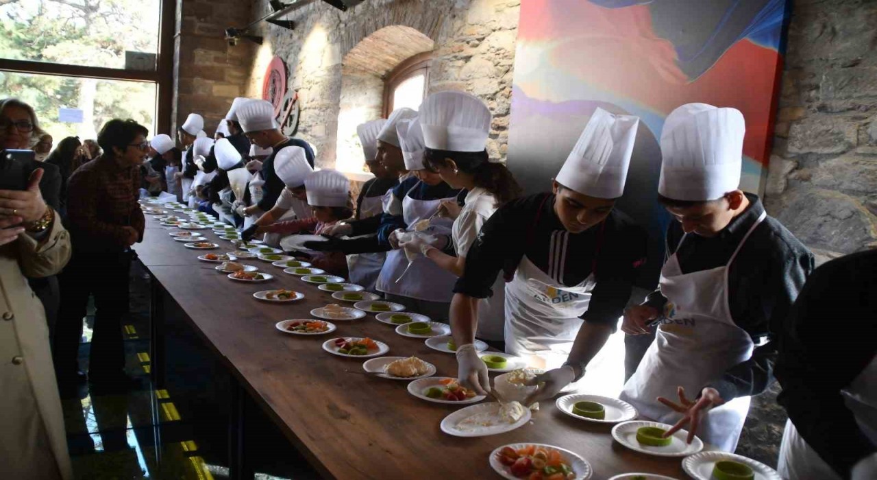 Sökede özel öğrenciler aşçılık deneyimi yaşadı