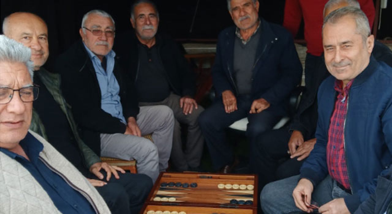 Toprakkale’de İlk Karaçadır Tavla Turnuvası Tamamlandı