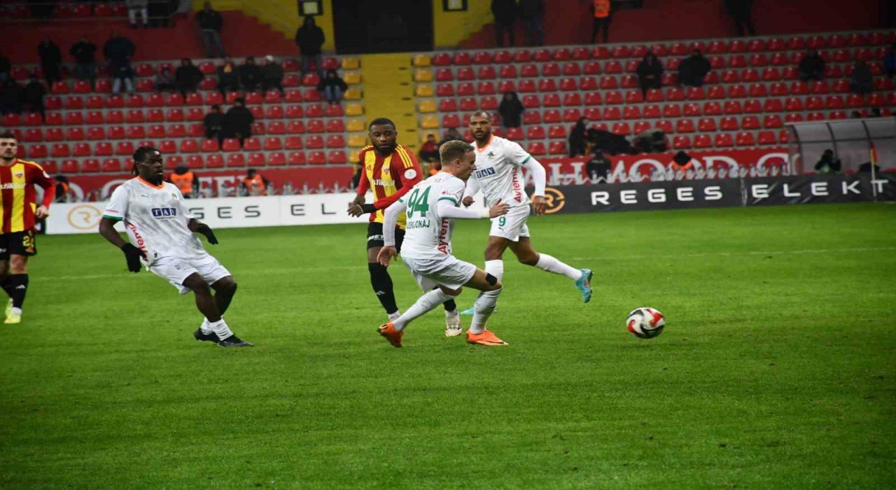 Trendyol Süper Lig: Kayserispor: 0 - Corendon Alanyaspor: 0 (Maç sonucu)