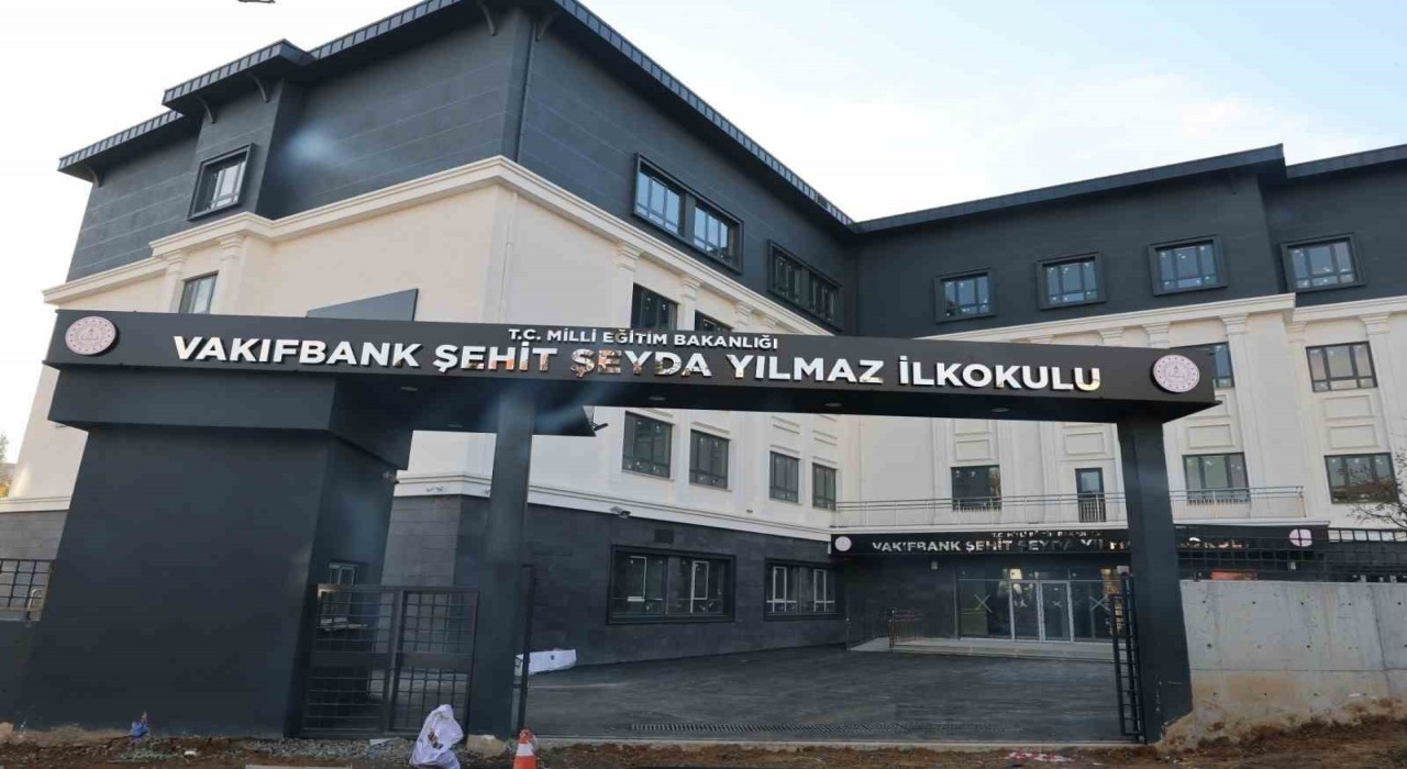 Ümraniye Cemil Meriç Mahallesine yeni ve modern bir ilkokul kazandırılıyor