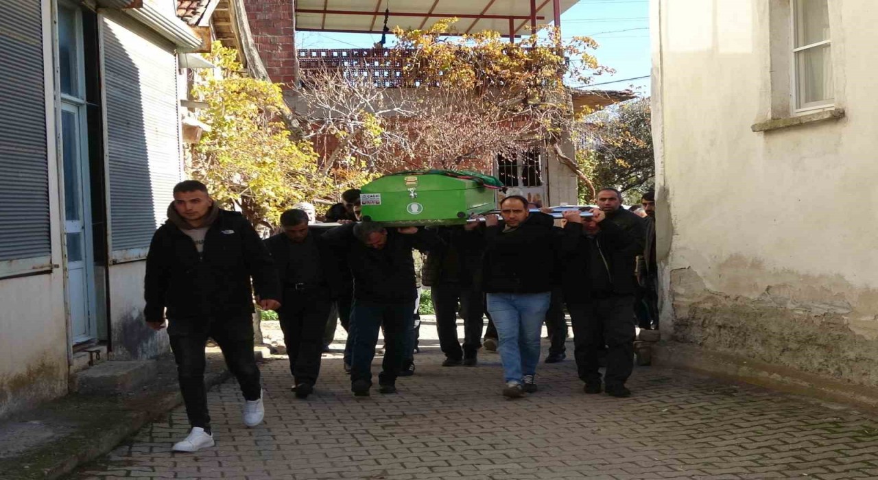 Uşakta kazada hayatını kaybeden yaşlı adam toprağa verildi