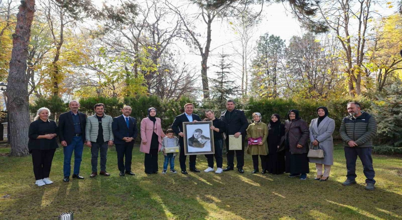 Vali Aydoğdu, Dünya Engelliler Gününde özel bireyleri ağırladı