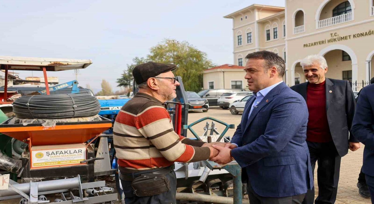 Vali Sözer Pazaryeri Küçük Sanayi Sitesinde esnafla buluştu