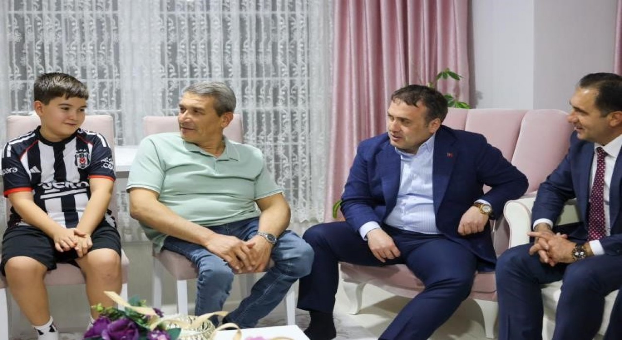 Vali Sözerden Bilecikte hane ziyareti