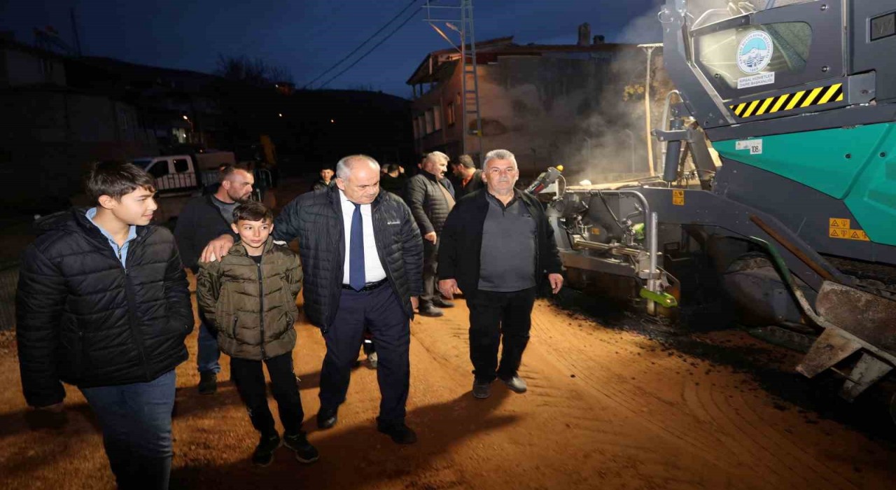 Yahyalıda Karaköy Mahallesi sıcak asfalt konforuna kavuştu