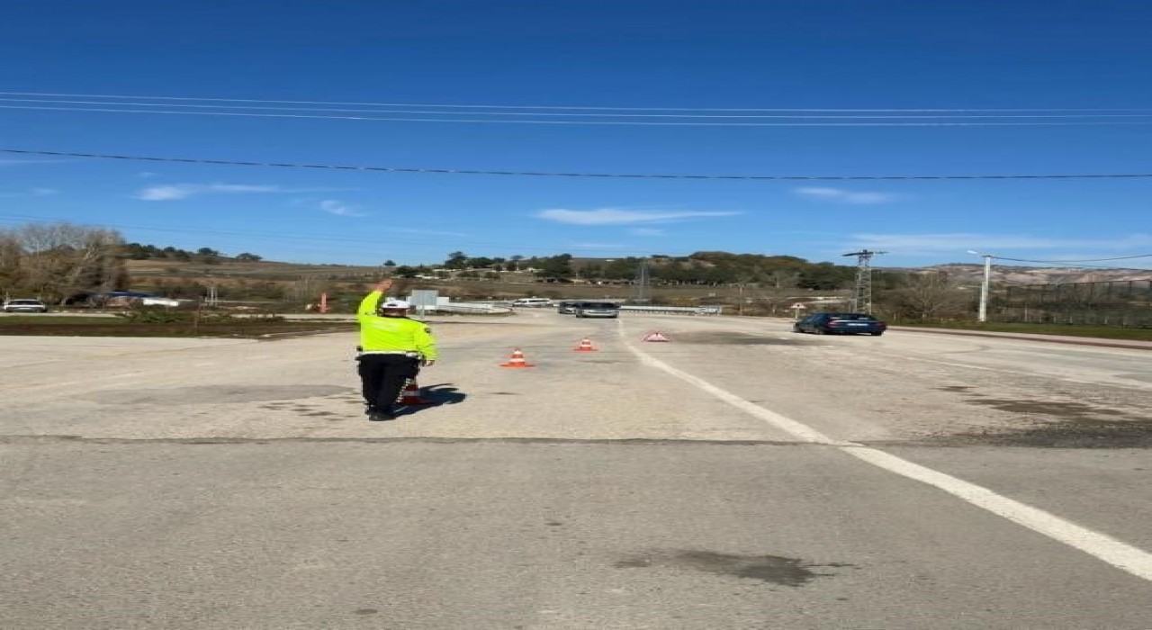 Yenipazarda trafik güvenliği denetimleri aralıksız sürdürülüyor