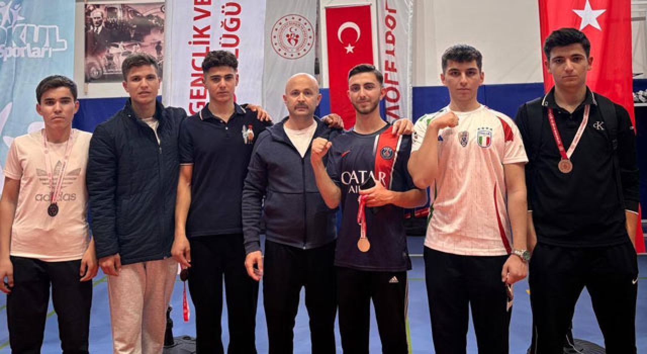 Yolbulan-Baştuğ MTAL, Bilek Güreşi Şampiyonasında Zafer Kazandı