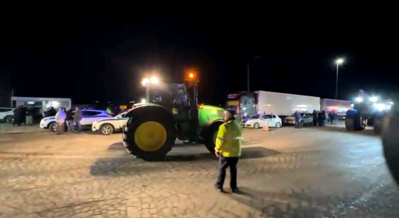 Yunanistandaki çiftçi eylemi İpsala Sınır Kapısını kapattı