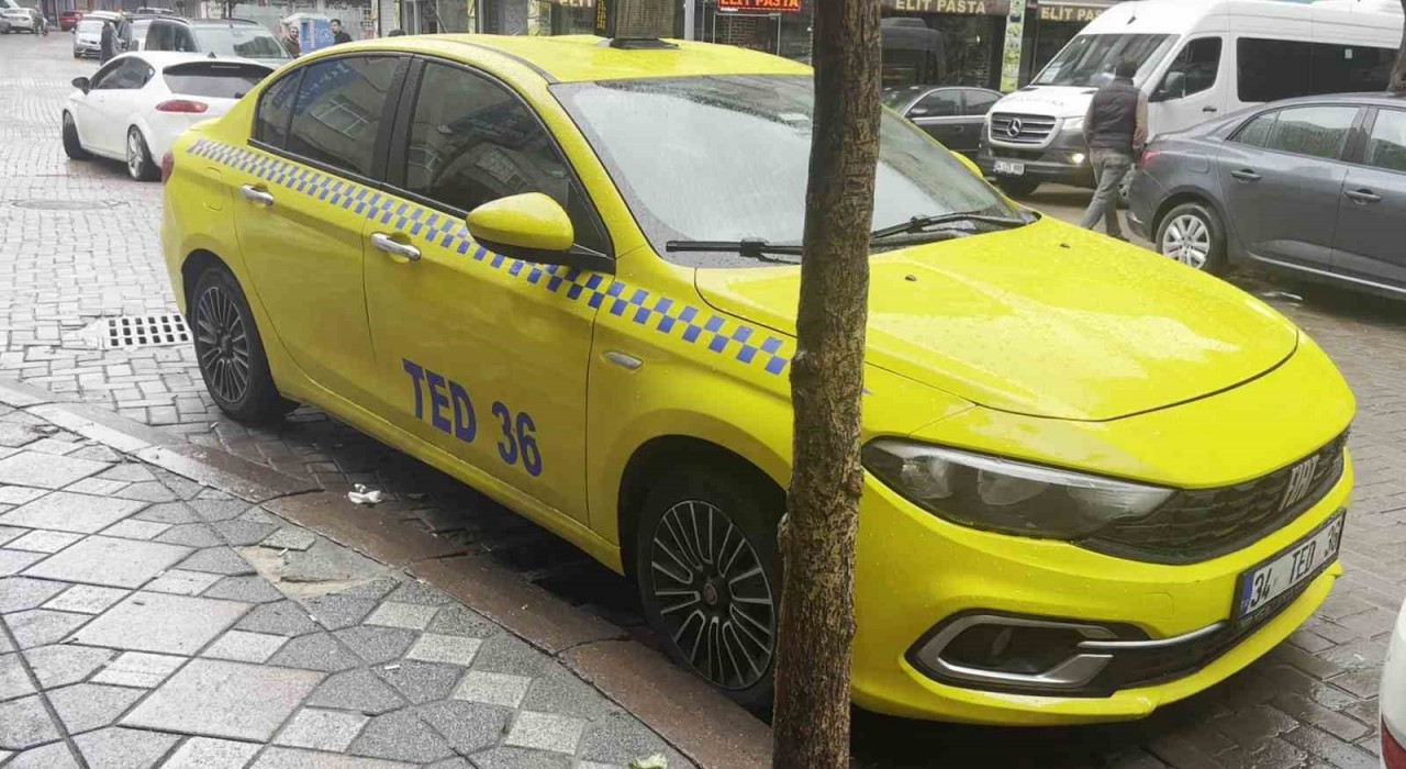 Zeytinburnunda taksici bıçaklanarak öldürüldü