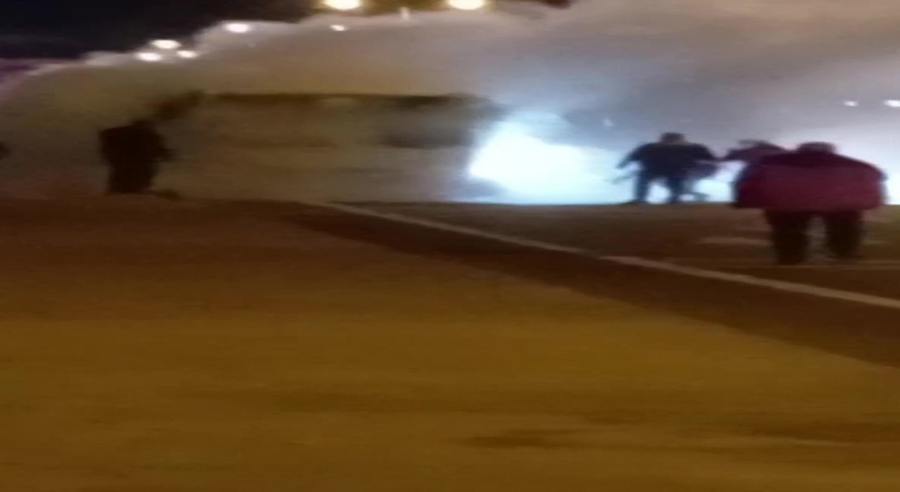 Zonguldakta halk otobüsünde yangın paniği