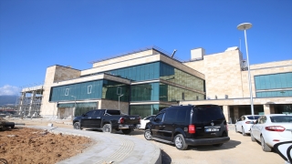 AK Parti Hatay Milletvekili Hüseyin Yayman Samandağ’daki hastane inşaatını inceledi