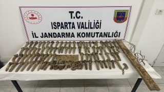 Isparta’da tren raylarının cıvata ve somunlarını çalan 3 kişi gözaltına alındı